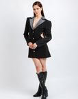 Vestido Corto Negro con Brillos