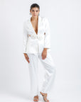 Conjunto blanco con Rosas y Perlas