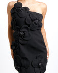 Vestido Negro con Apliques de Flores