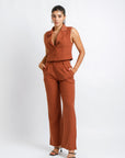 Conjunto Marron Chaleco y Pantalon