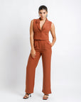Conjunto Marron Chaleco y Pantalon