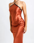 Vestido Satin Marron Largo