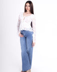 Blusa de Encaje Blanca con Lazo Frontal
