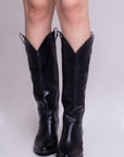 Bota Negra Corte Medio