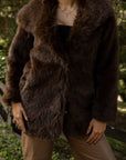 Abrigo Efecto Pelo en Tono Chocolate