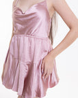 Vestido Corto Satinado Rosa