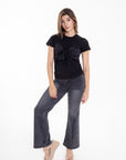 Blusa Negra con Moño Frontal