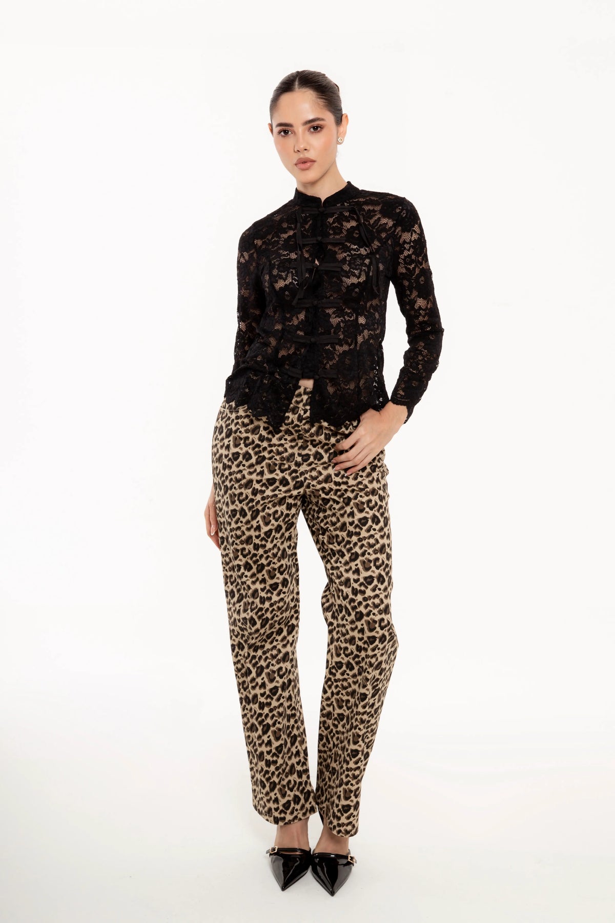 Blusa Amélie Negra de Encaje Floral