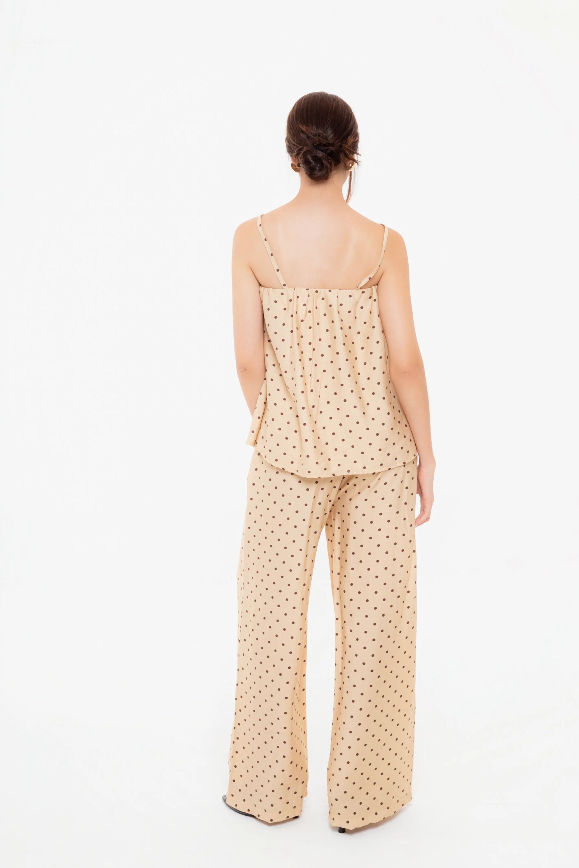 Conjunto de Tirantes y Pantalón de Lunares Beige