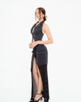 Conjunto Negro con Chaleco y Falda Asimétrica