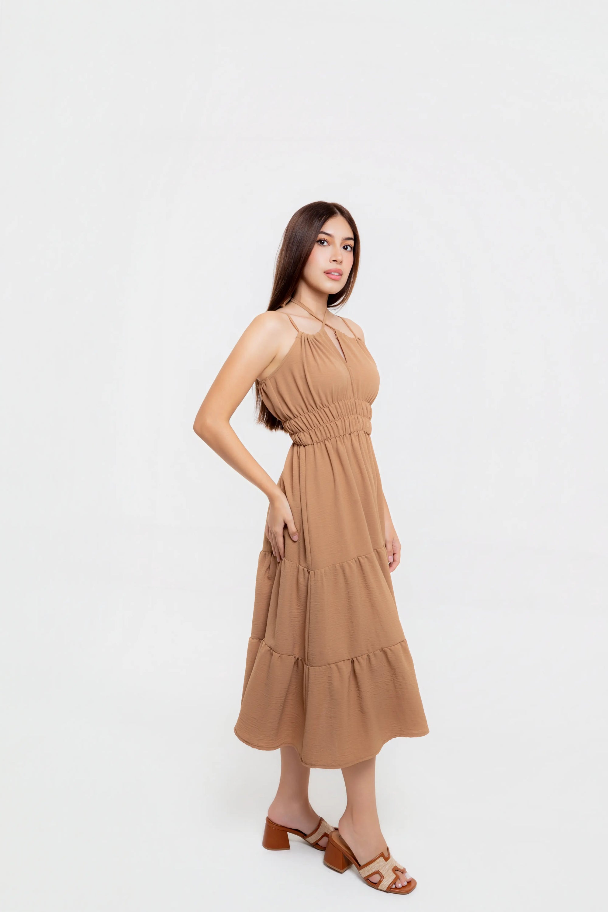 Vestido Midi Camel con Cintura Elástica