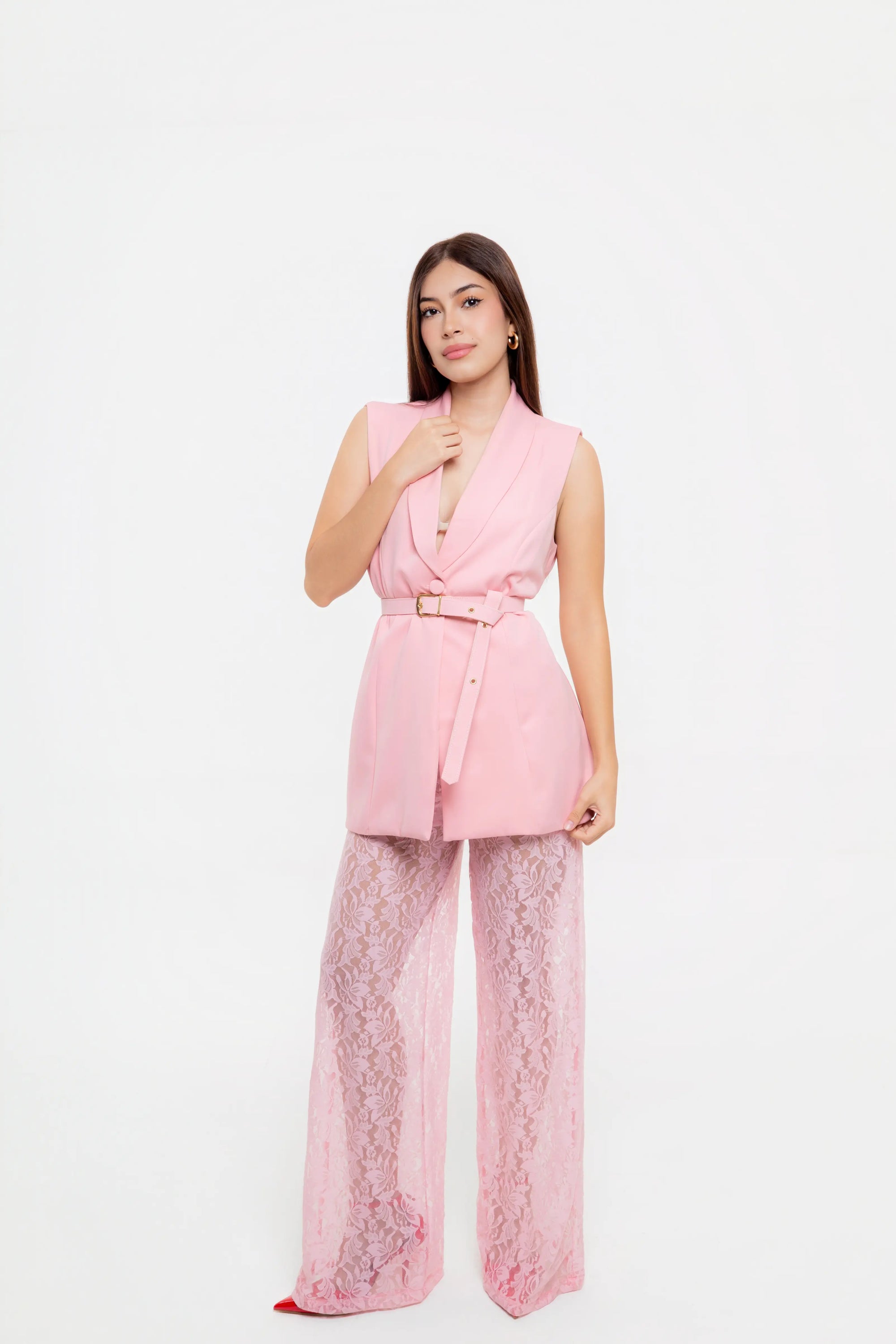 Conjunto Rosa con Chaleco Tipo Blazer y Pantalón
