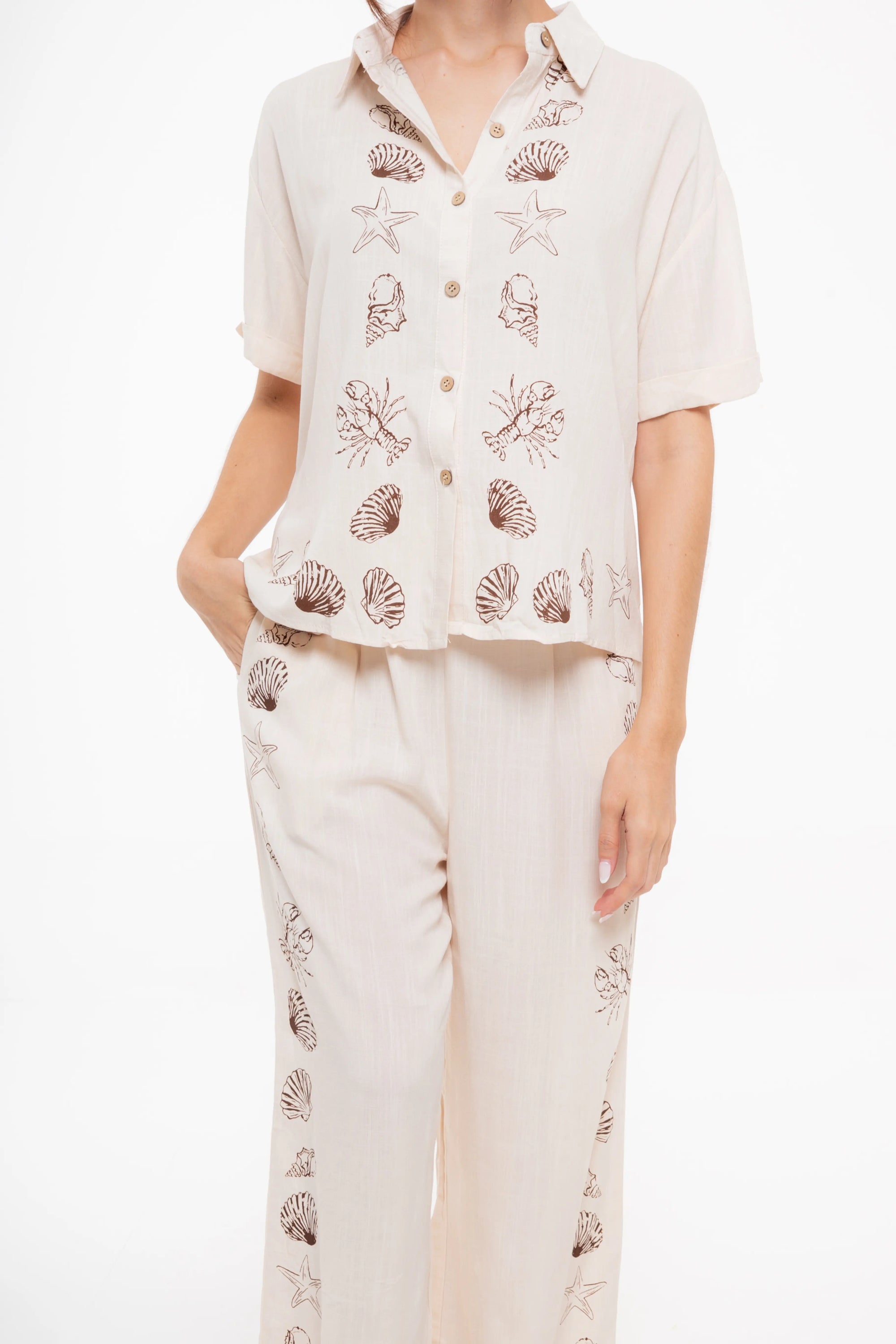 Conjunto de Camisa y Pantalón Beige