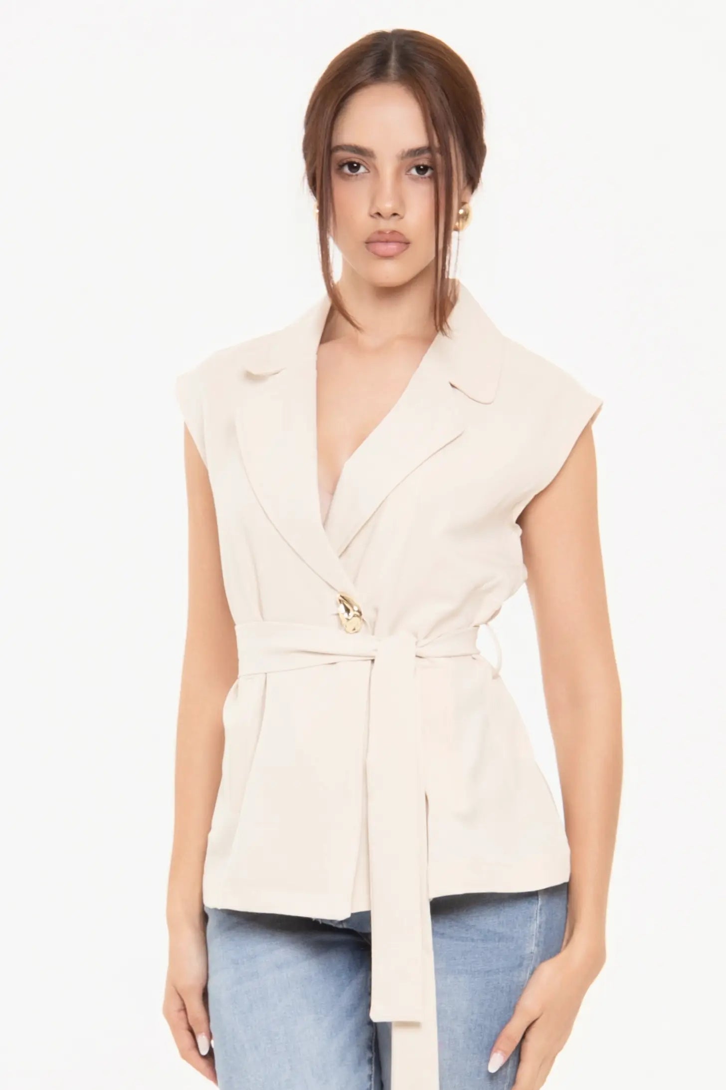 Chaleco Beige Tipo Blazer con Cinturón