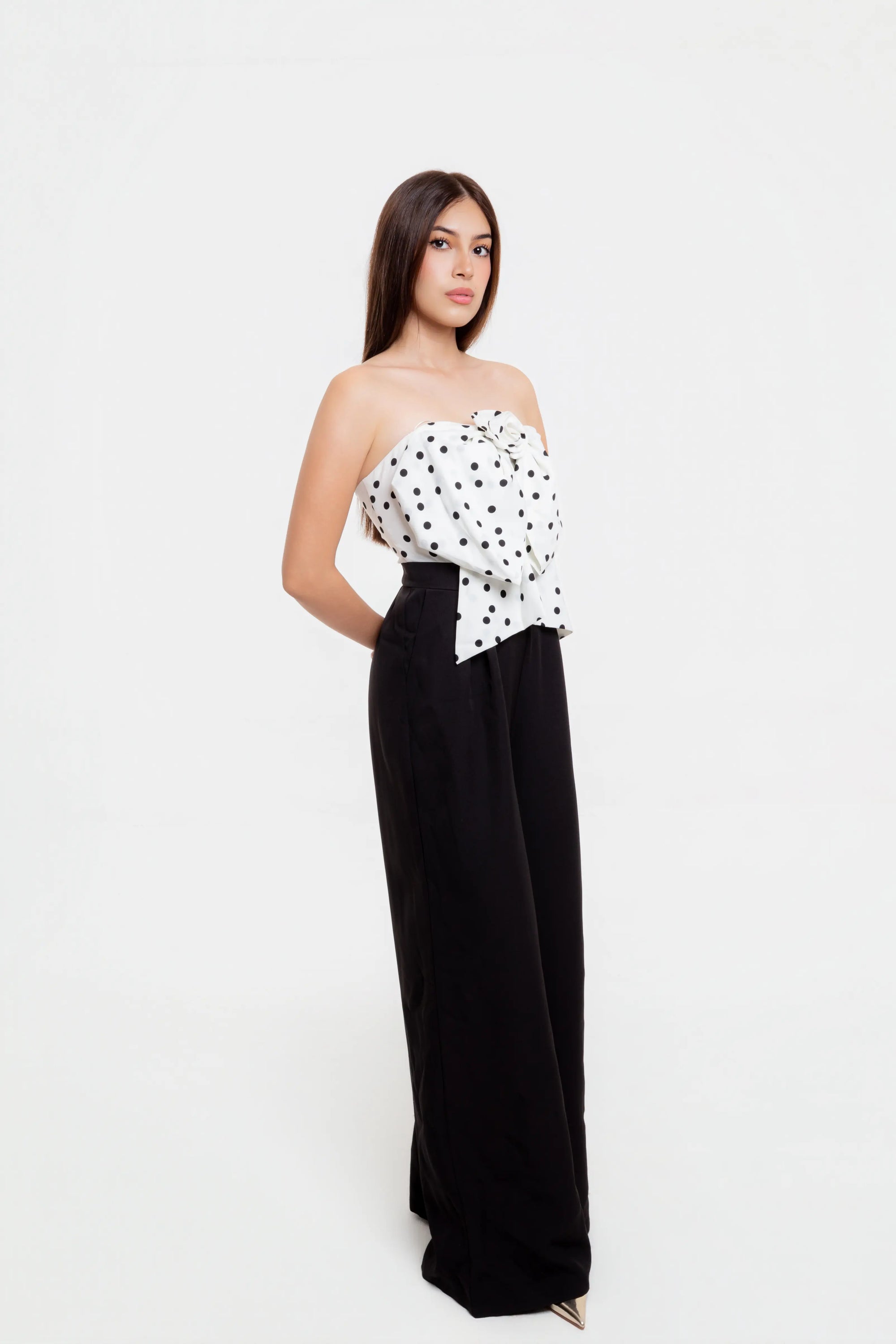 Jumpsuit Strapless Blanco con Negro de Lunares