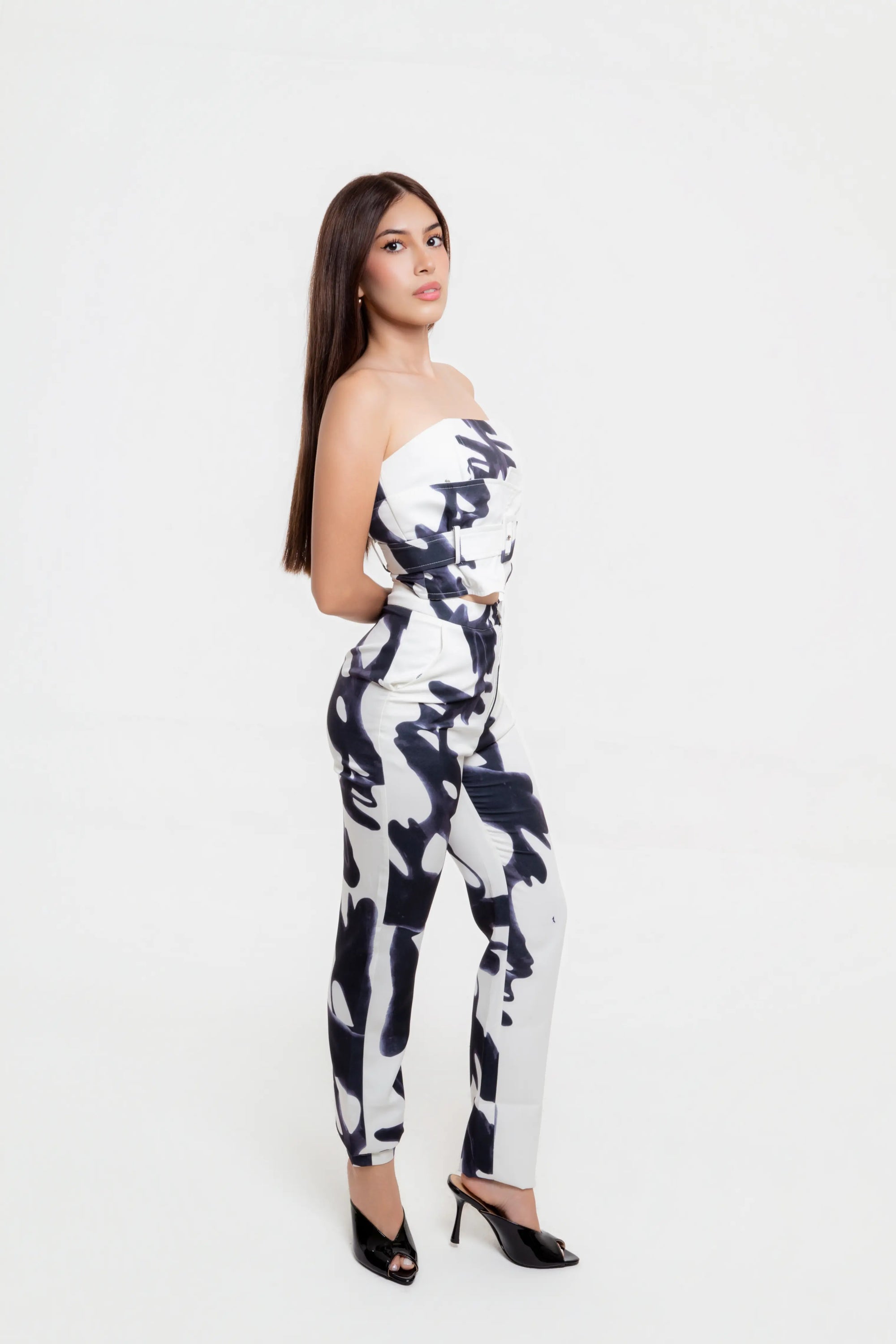 Conjunto Strapless Blanco y Negro
