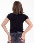 Blusa Negra con Moño Frontal