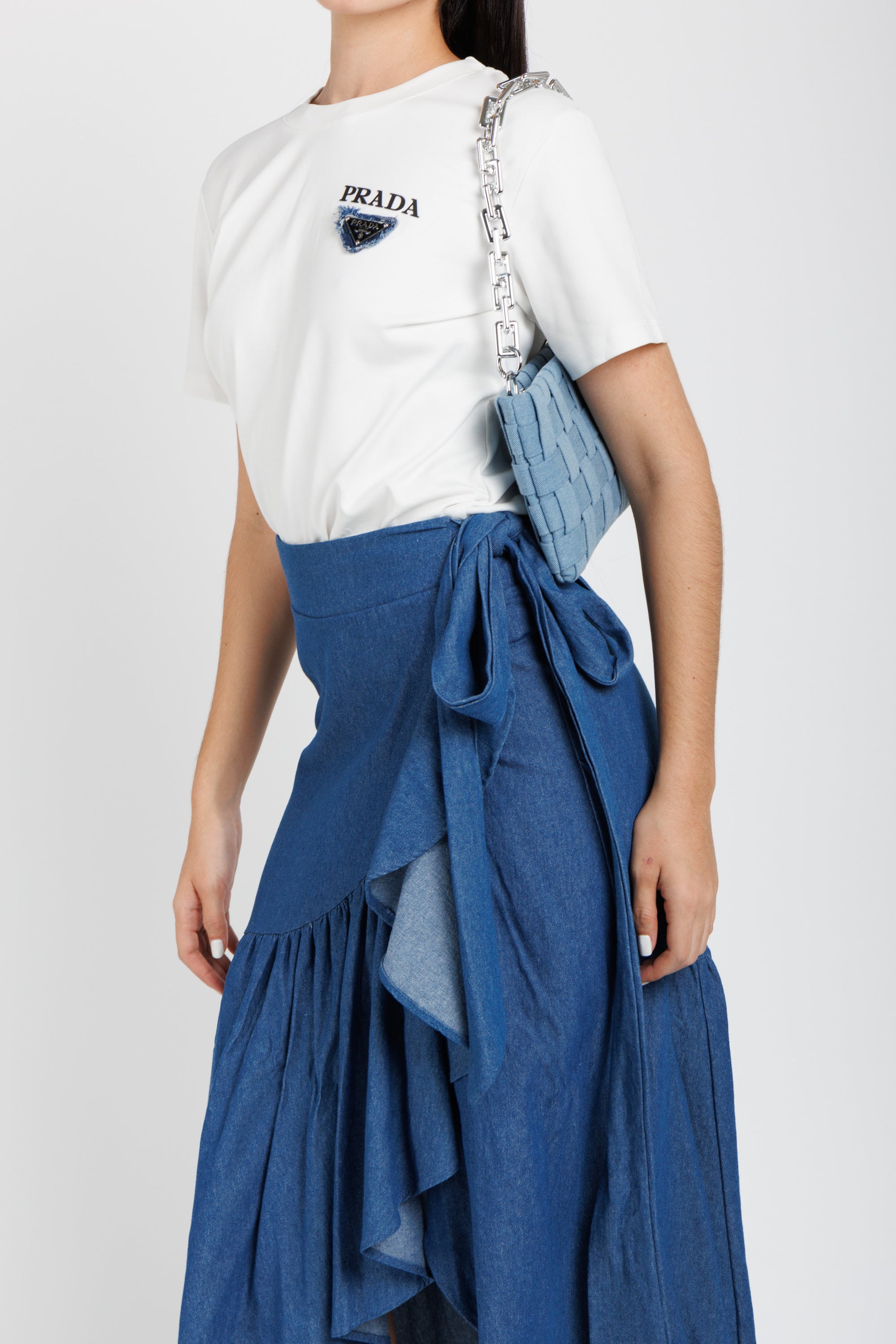 Blusa Blanca Logo